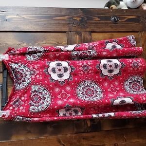 Women's knee-length skirt size L